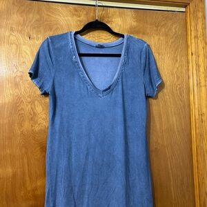 POL Washed Blue V-Neck Short Sleeve Tee